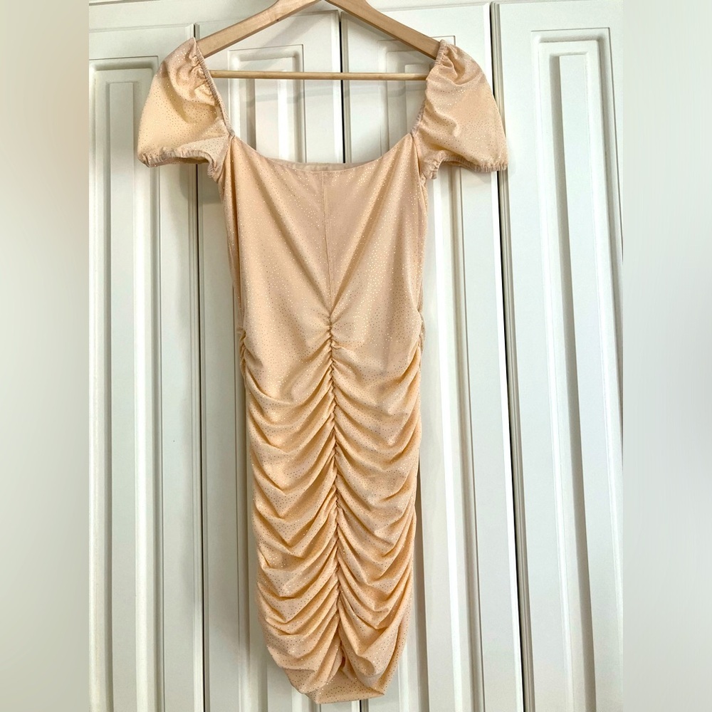 Lucy In‎ The Sky Sparkly Short-Sleeved Ruched Short-Sleeved Mini Dress Size Med - Picture 4 of 5